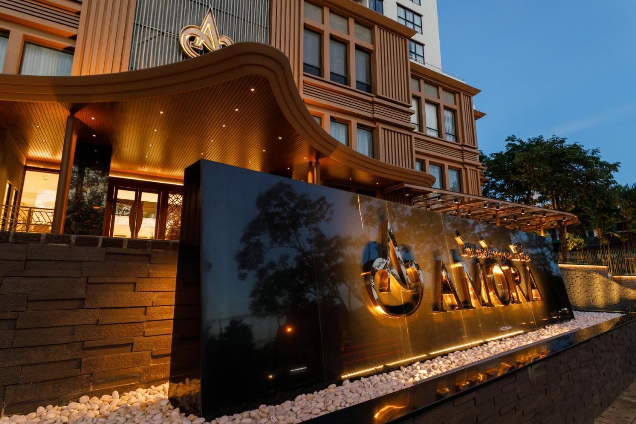 Amora Thapae Hotel Chiang Mai Exterior foto