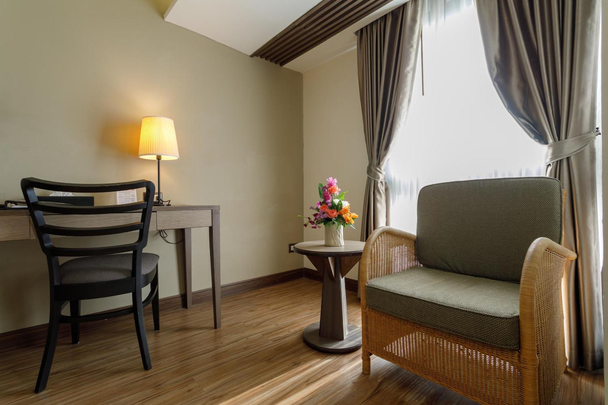 Amora Thapae Hotel Chiang Mai Exterior foto