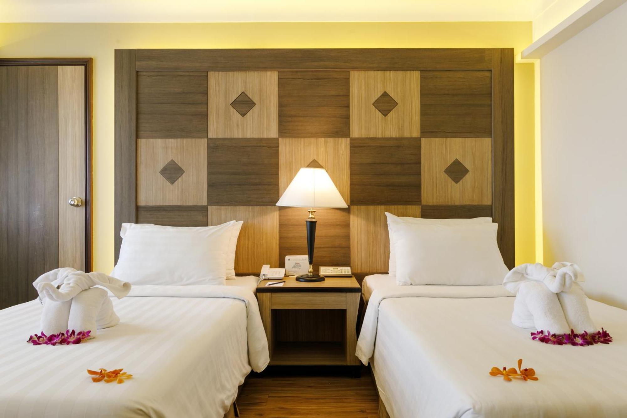 Amora Thapae Hotel Chiang Mai Exterior foto